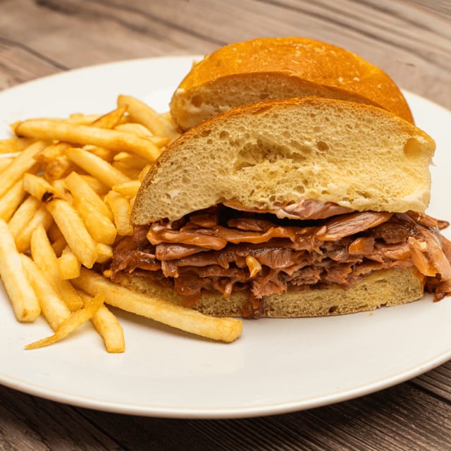 BBQ Pulled Pork Sandwhich.