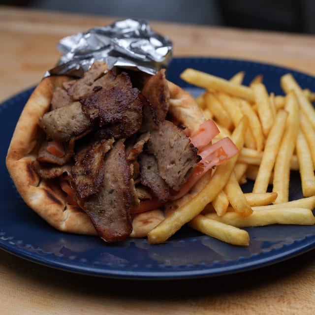 Greek Gyro (Beef or Chicken) Platter.